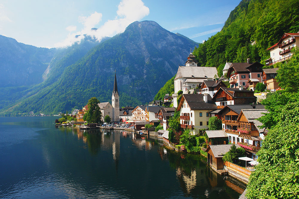 village-Hallstatt-Alps-Austria village-Hallstatt-Alps-Austria